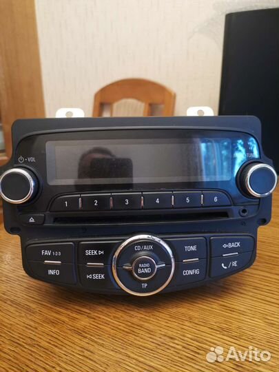 Штатная магнитола Шевроле Круз 2013