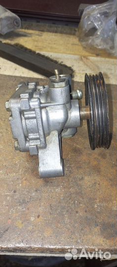 Насос гур Mitsubishi Diamante GDI 2.5