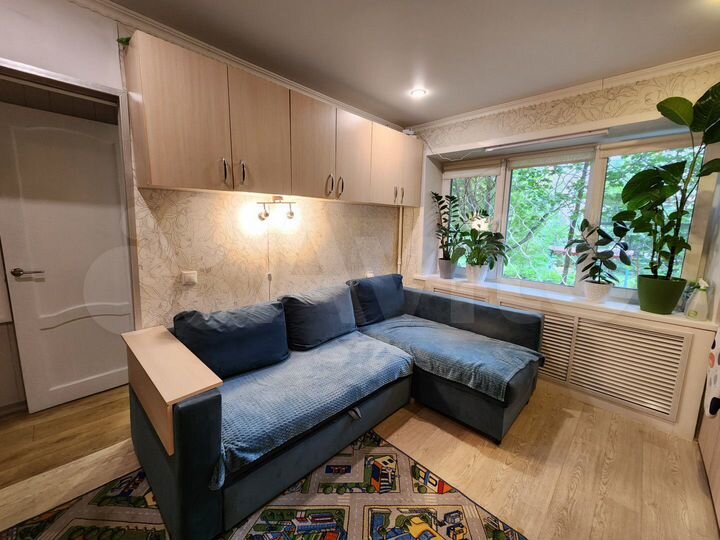 2-к. квартира, 42 м², 1/5 эт.