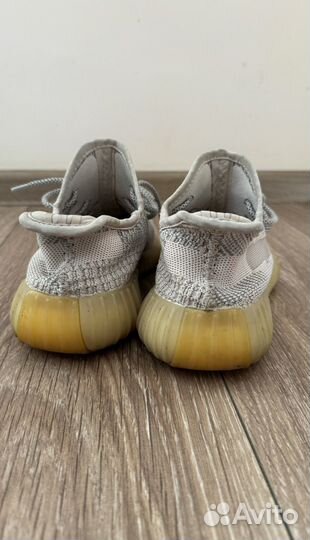 Кроссовки Adidas yeezy boost