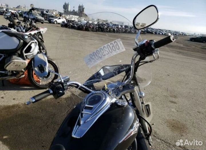 Kawasaki VN1700 Vulcan Год 2011