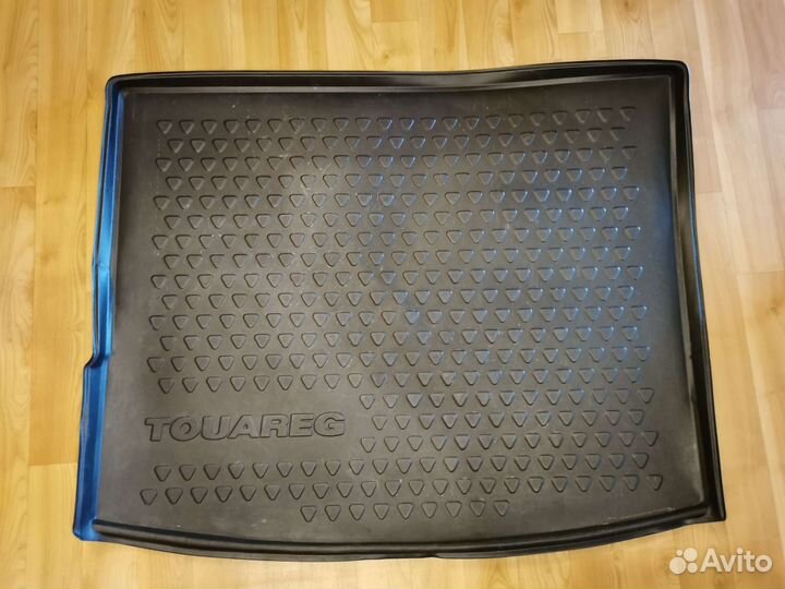 Коврик в багажник Touareg NF оригинал