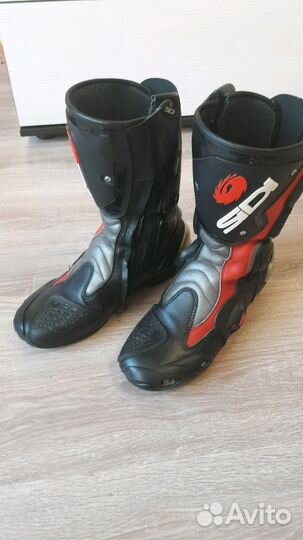 Мотоботы sidi
