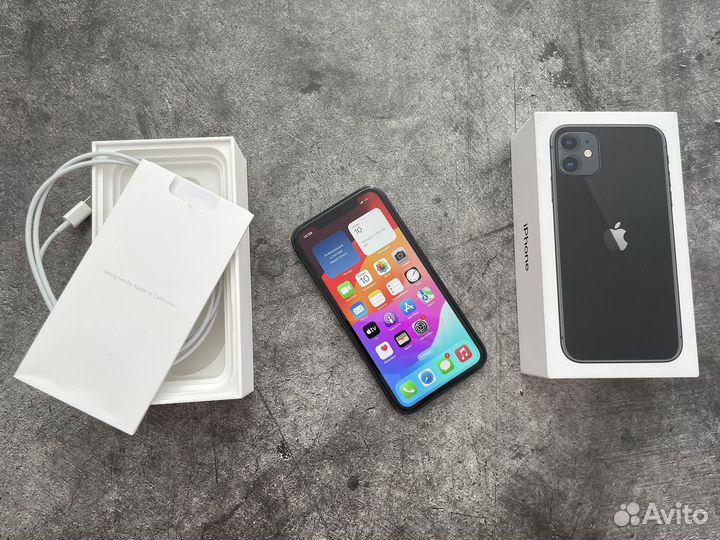 iPhone 11, 64 ГБ