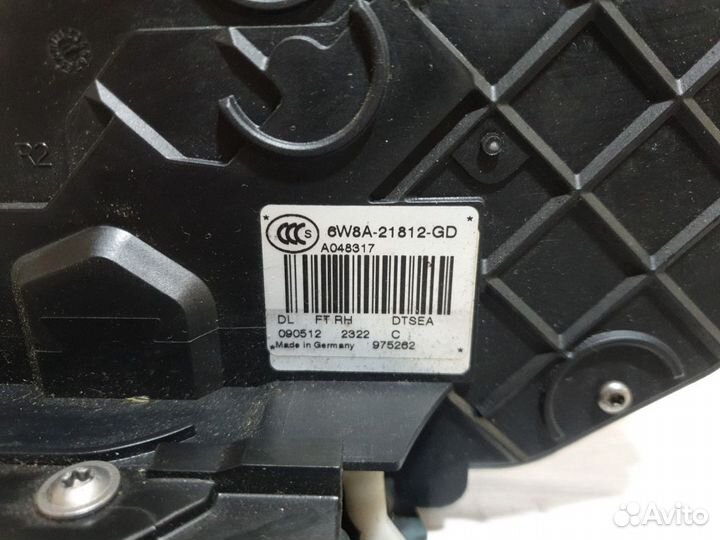 Замок двери передней правой Land Rover Range Rover