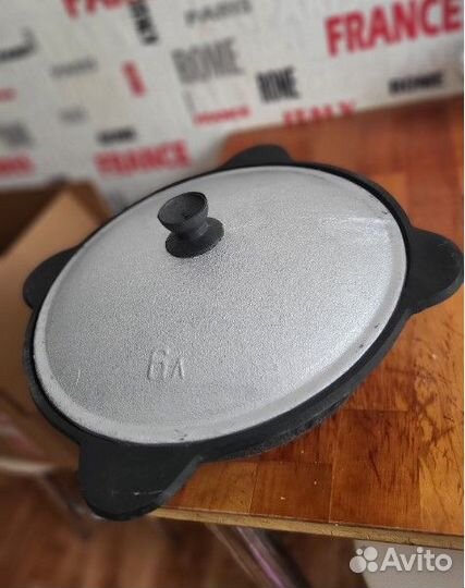 Казан чугунный с крышкой 6 литров