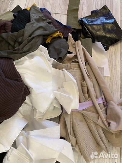 Обрезки и лоскуты ткани для рукоделия