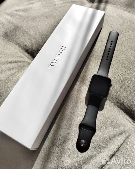 Apple watch series 8