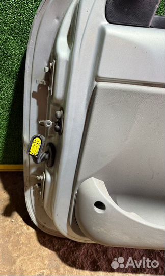 Дверь передняя правая Nissan Kubistar 1500 2006