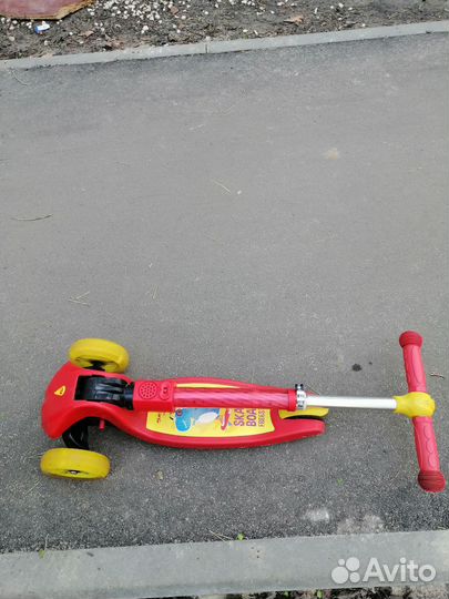 Самокат детский трехколесный