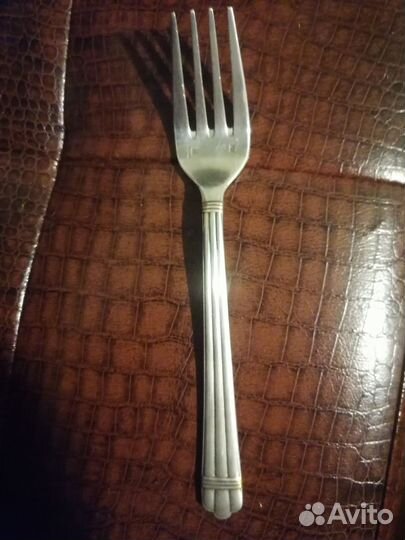 Вилка столовая серебро
