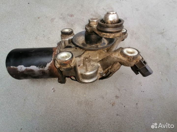 Моторчик стеклоочистителя для Nissan Maxima (A32)