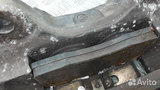 Суппорт тормозной передний левый volkswagen touare