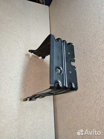 Кронштейн Mercedes Gle166 W166 2016