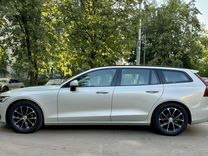 Volvo V60 2.0 AT, 2018, 129 000 км, с пробегом, цена 2 420 000 руб.