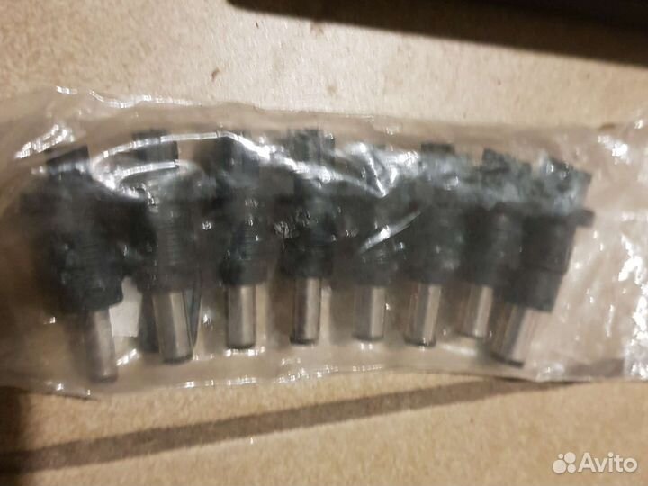 Адаптер для подключения ноутбука в автомобиле