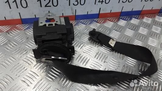 Ремень безопасности с пиропатроном сиденья передне