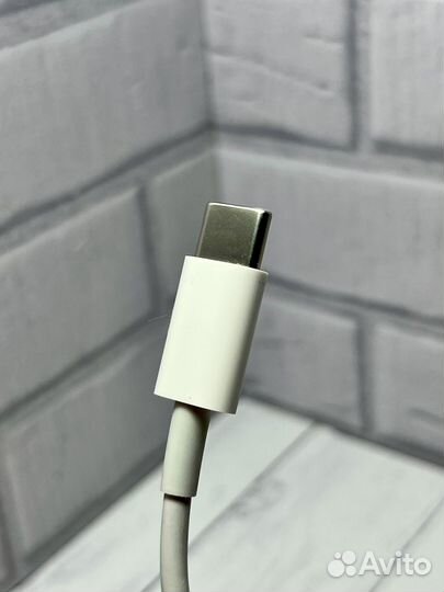 Оригинальная Зарядка на iPhone