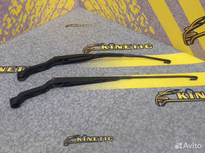 Поводок стеклоочистителя Emgrand EC7 Эмгранд