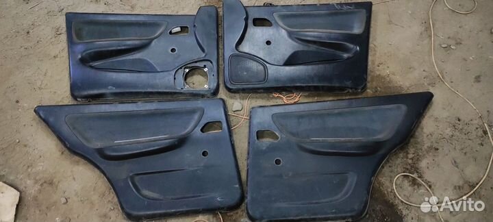 Дверные карты чёрные Чери Амулет А15