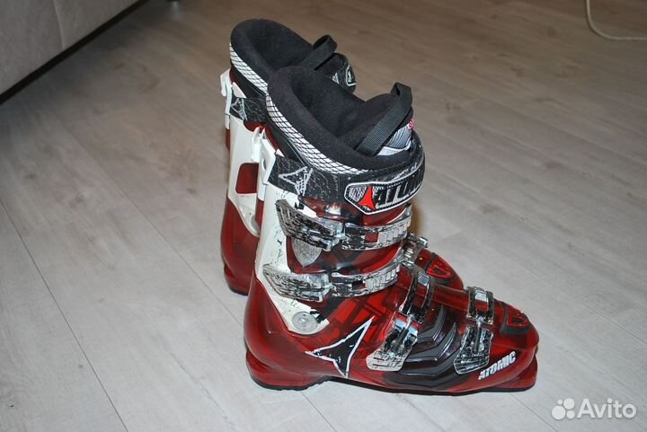 Горнолыжные ботинки atomic hawx