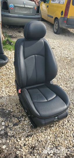 Сидения комплект Mercedes-Benz W211 рест