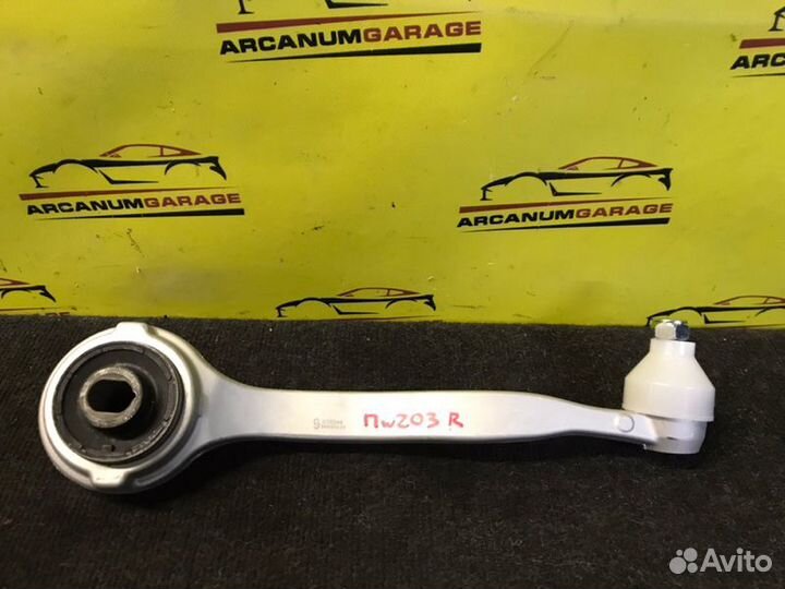 Рычаг верхний передний правый Mercedes