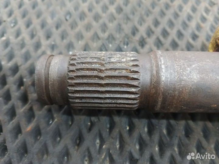 Вал тормозной передний правый Volvo VNL