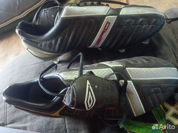 Футбольные бутсы 41 размер бу