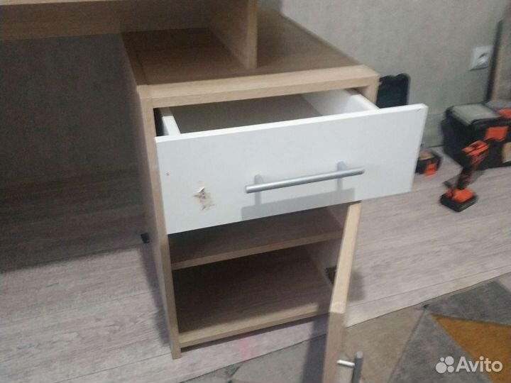 Детский стол