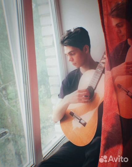 Преподаватель гитары. Уроки гитары. Фингерстайл