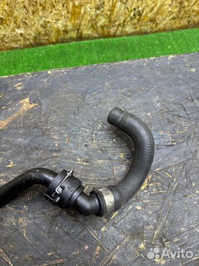 Патрубок системы охлаждения Audi Q7 4L 3.0 BUG