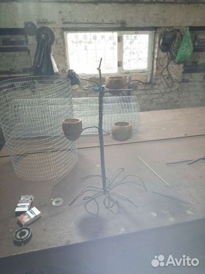 Кашпо для цветов подвесное