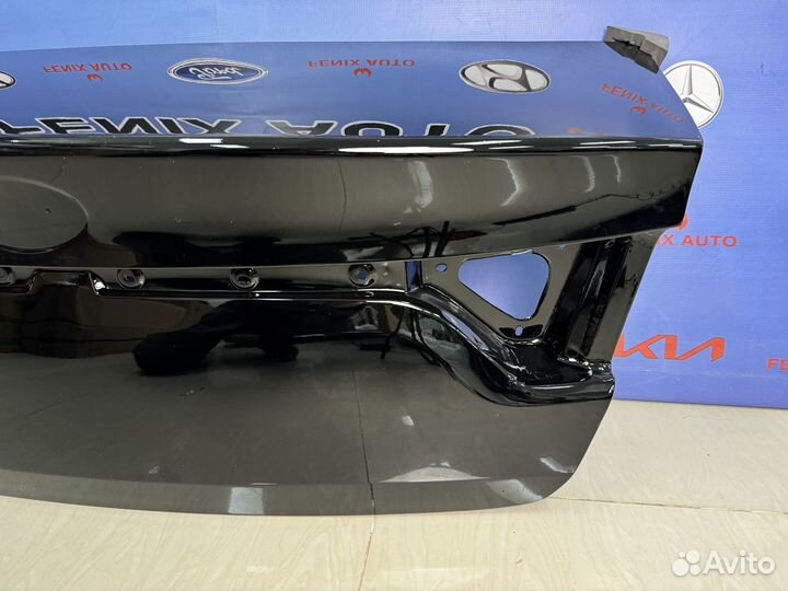 Крышка багажника Киа Рио 4 с 17-23 год цвет Черный