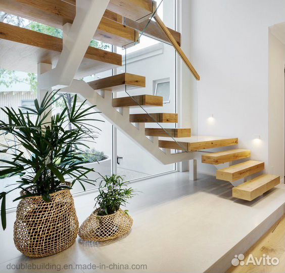 Деревянный потолок из массива дерева