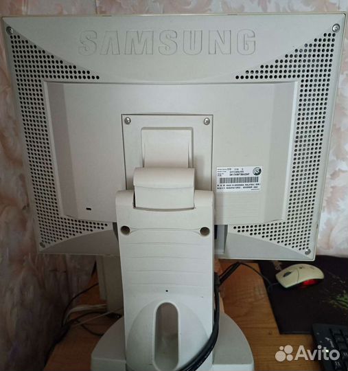 Монитор ЖК 17 дюймов samsung