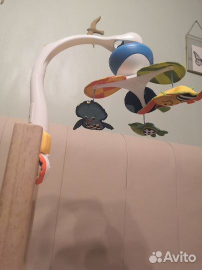 Мобиль на кроватку музыкальный