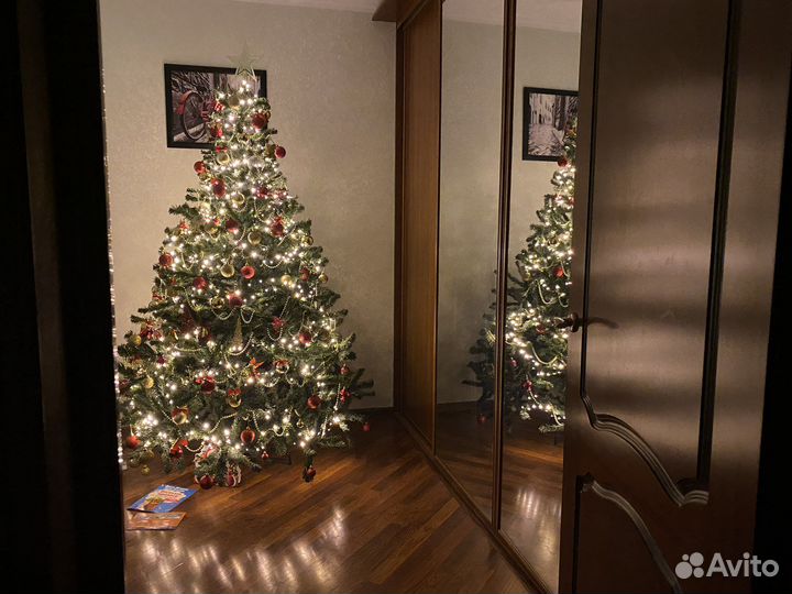 Ель искуственная новогодняя 210 см
