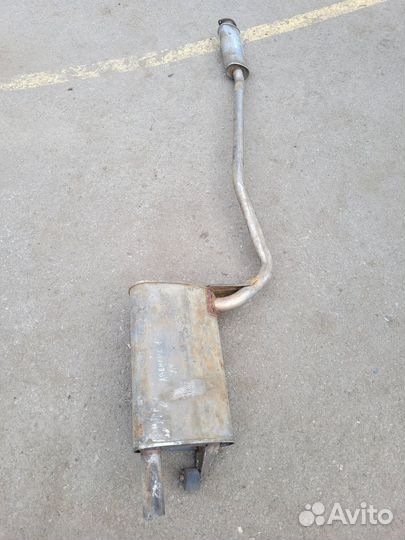 Глушитель на Toyota Avensis 1