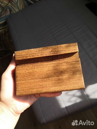 Подставка для телефона из дерева