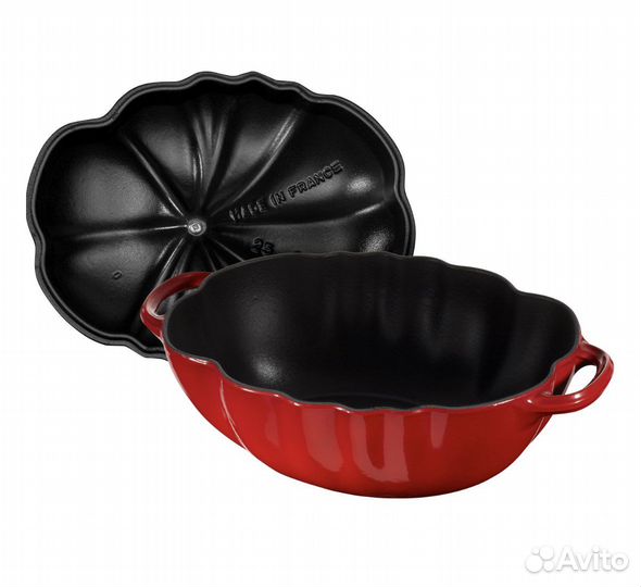 Кастрюля чугунная фирмы staub