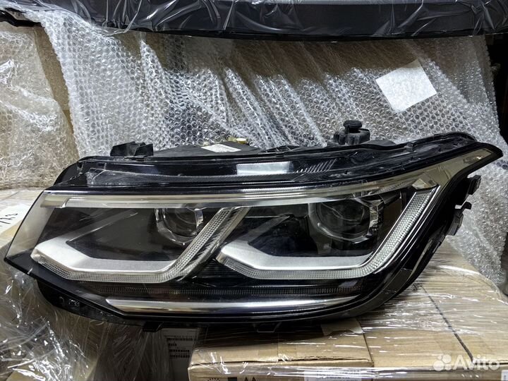 Фара левая матричная Volkswagen Tiguan 2 рестайл
