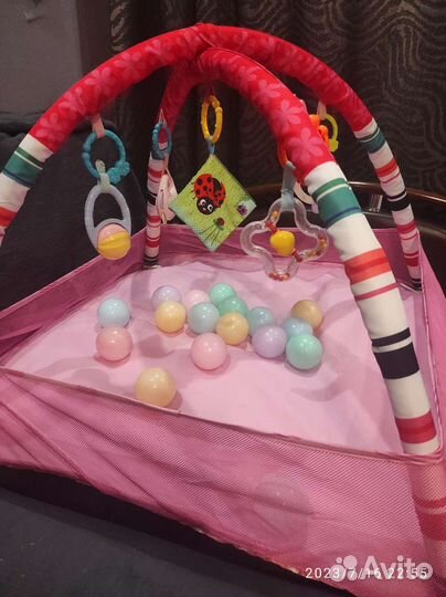 Развивающий коврик