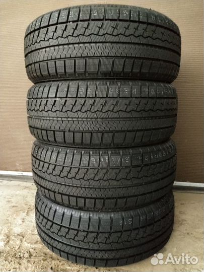 Sailun Ice Blazer Arctic 235/45 R17 94H