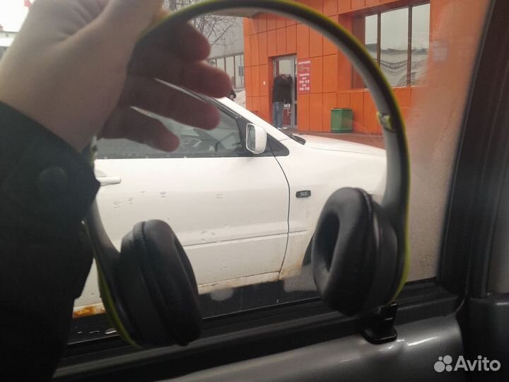 Беспроводные наушники