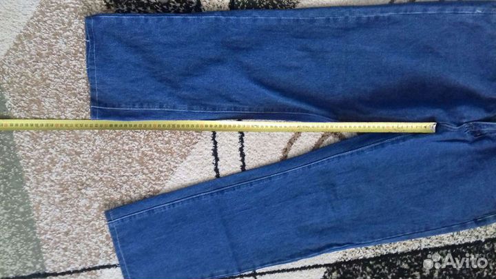 Джинсы новые