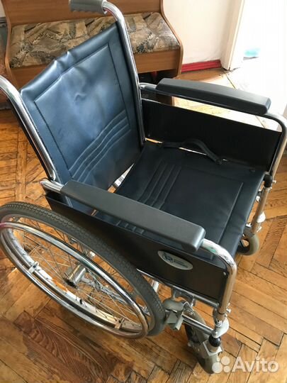 Продам инвалидную коляску GR 101 Nuova Blandino