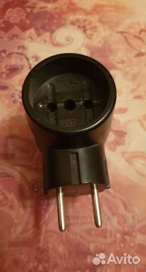 Тройник для розетки