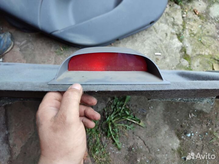 Задняя полка Hyundai Accent