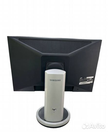 Монитор Samsung SyncMaster 205BW